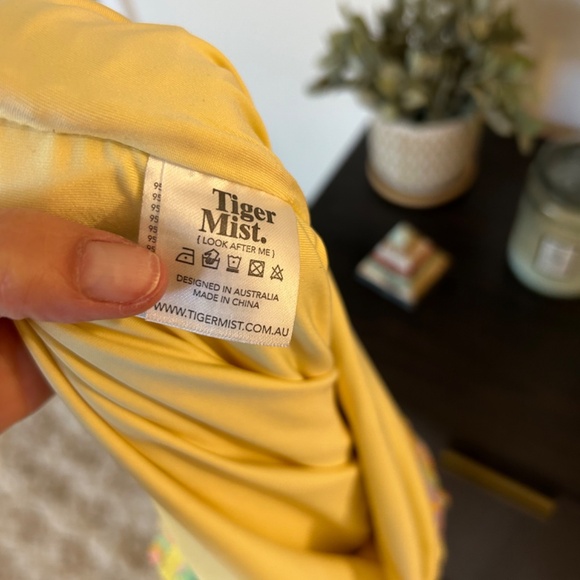 Tiger Mist. Size Small Retro Halter Multi Colored Mini Dress - Picture 4 of 5